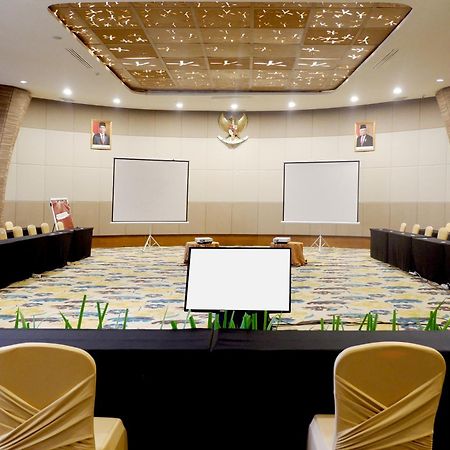 The Alana Hotel And Conference Sentul City By Aston Богор Екстер'єр фото